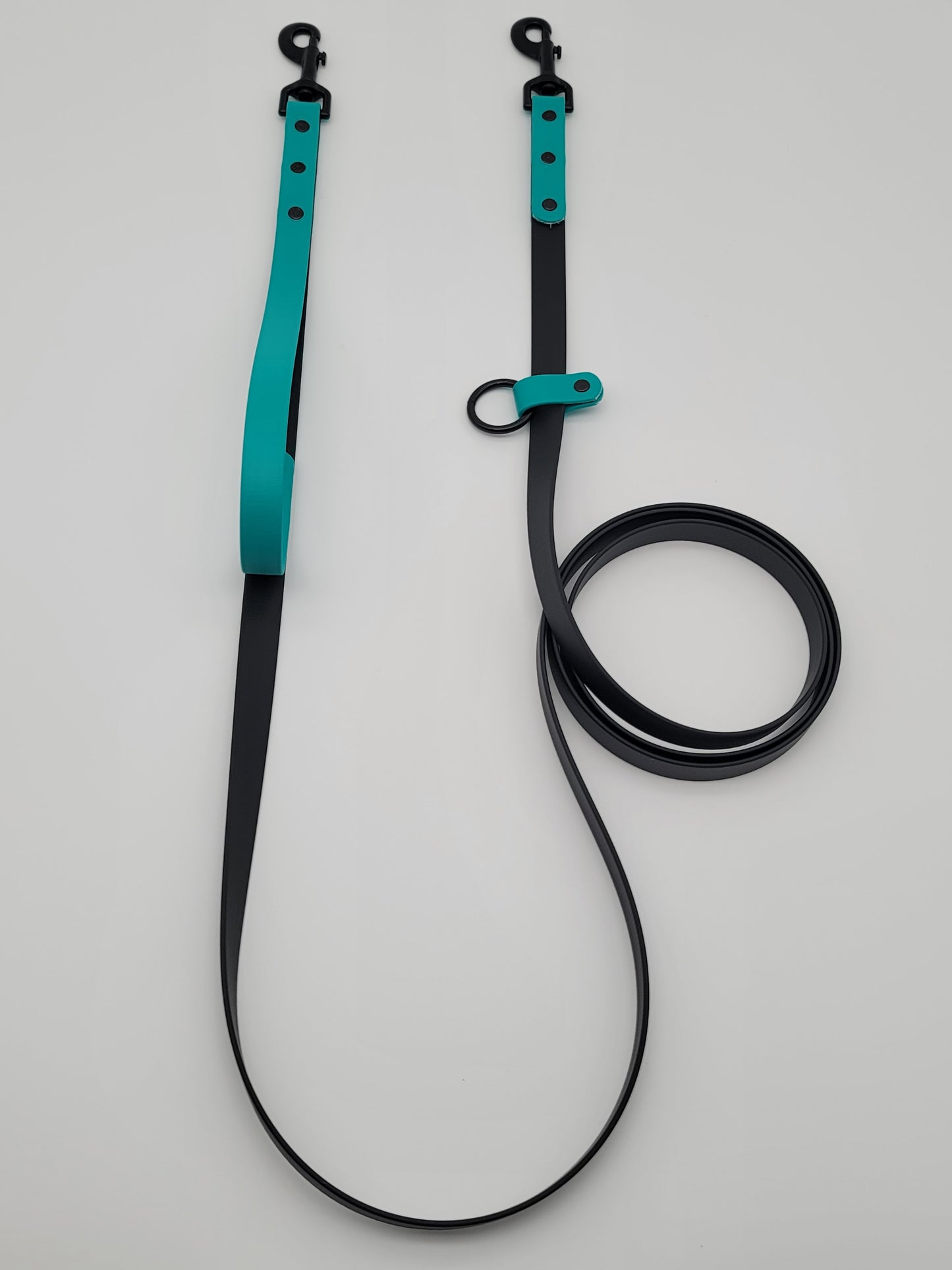 3/4" Two Tone BioThane® Hands Free Leash with Built in Traffic Handle